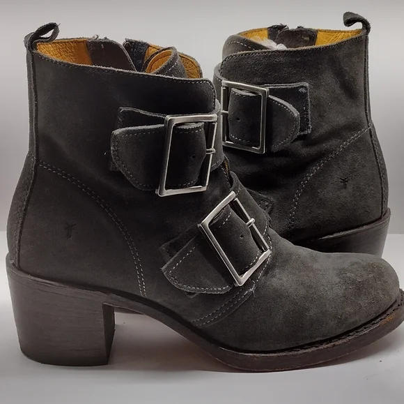 Frye Sabrina Double Buckle Grey Leather Boots l Side Zipper l Size 9 M l - Picture 8 of 11